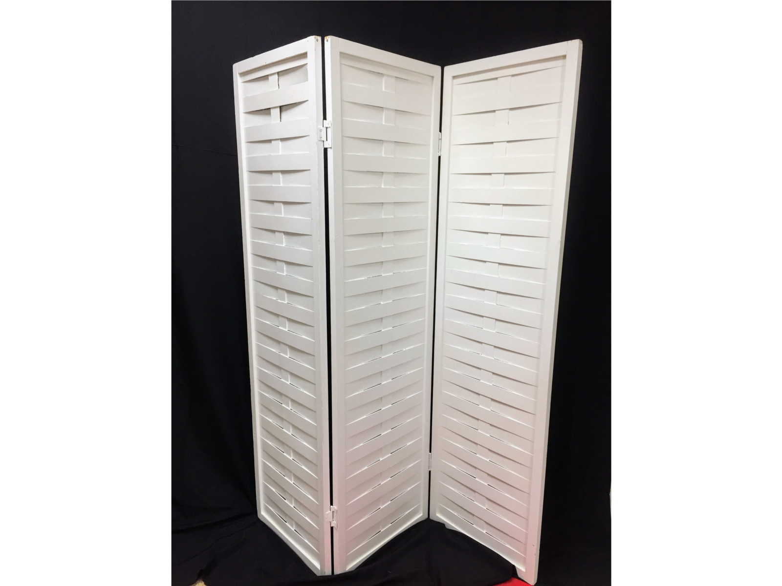room divider