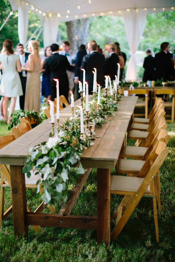 Farm-Table-with-Natural-Wood-Chairs